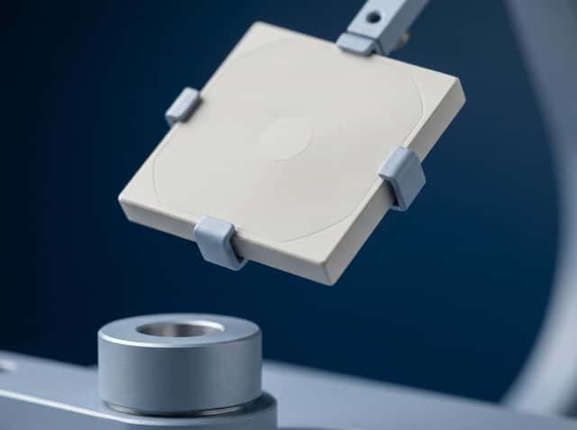 Oxford Instruments plc cover